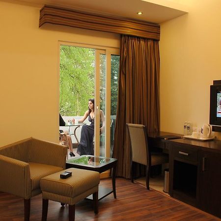 Jht Hotels New Delhi Eksteriør billede