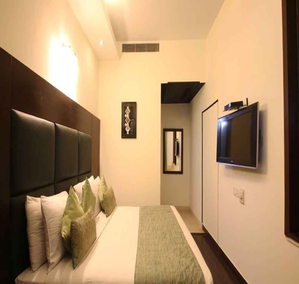 Jht Hotels New Delhi Eksteriør billede