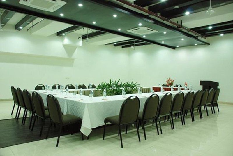 Jht Hotels New Delhi Eksteriør billede